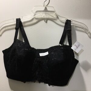 Frederick's of Hollywood Elegant Black Lace Bra 40C NEW